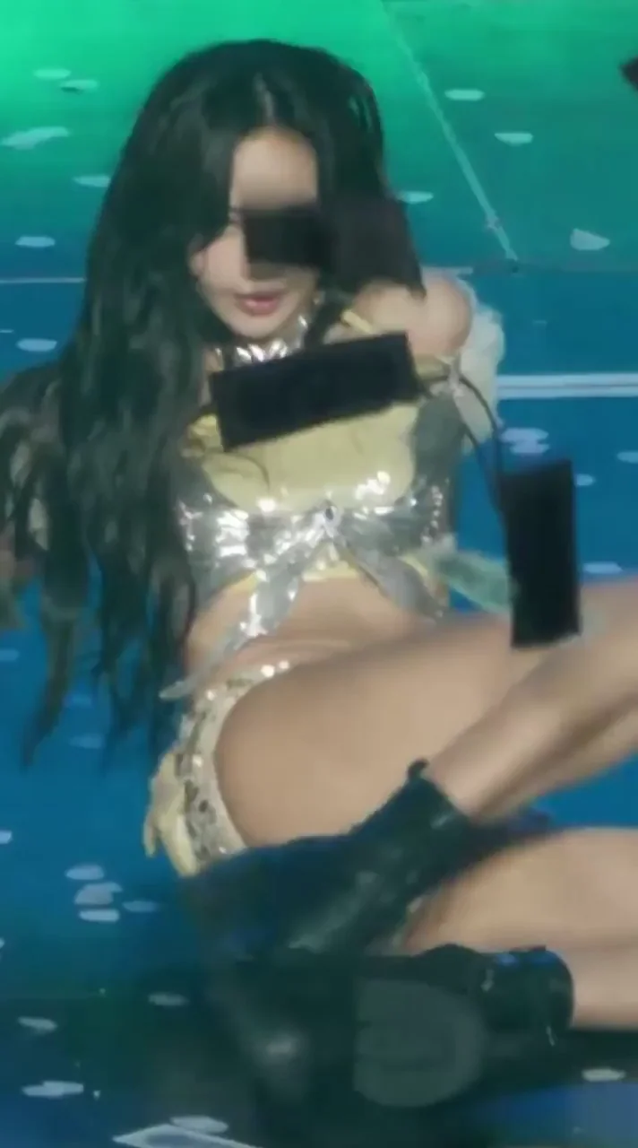 Blackpink - Lisa