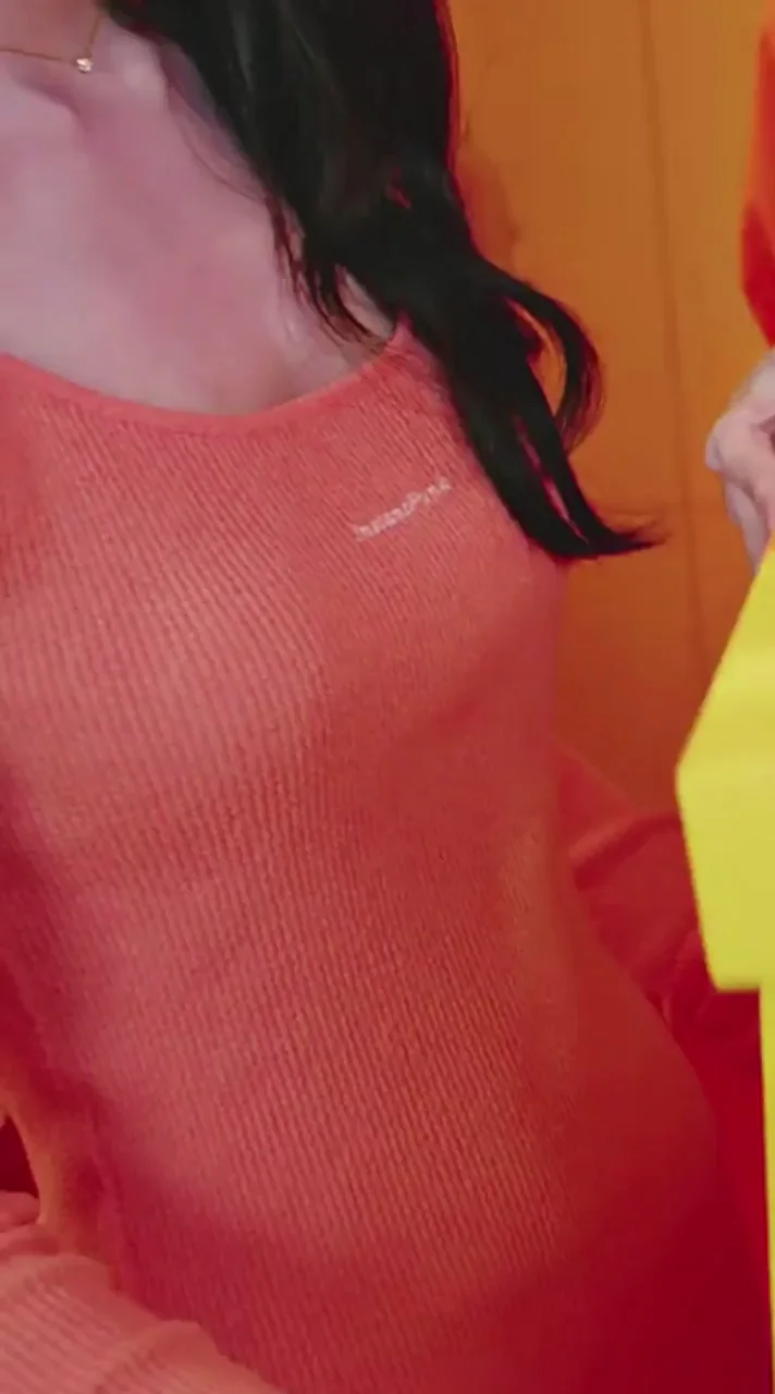 🔥 TWICE Tzuyu & Dahyun Tease in Tight Orange Slutty Fits 😍💦