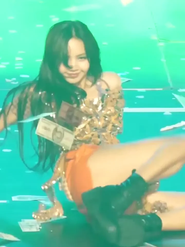 BlackPink - Lisa