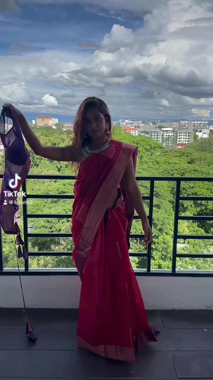 Have you ever seen an Indian thot like her