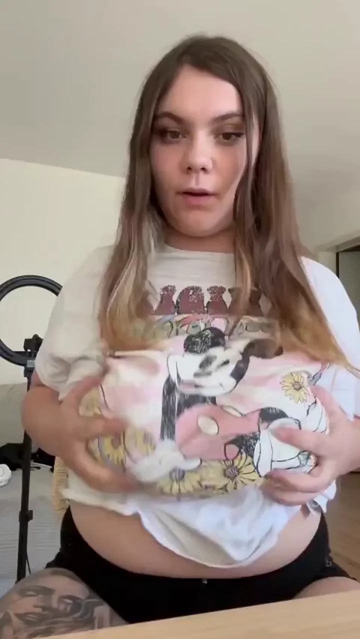The best 19yo titty drop youll see this week