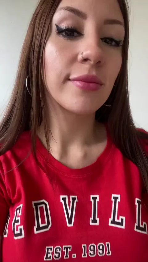I hear red is the color of love, so I wore a red shirt for my drop today [OC]
