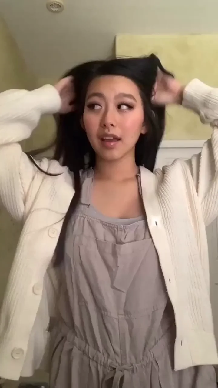 OL76: Busty Asian Teen Tease in Cardigan 💋🍒