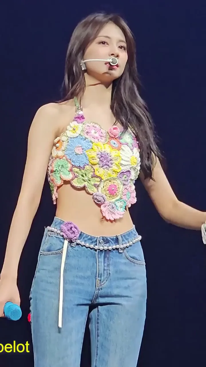 TWICE - Tzuyu