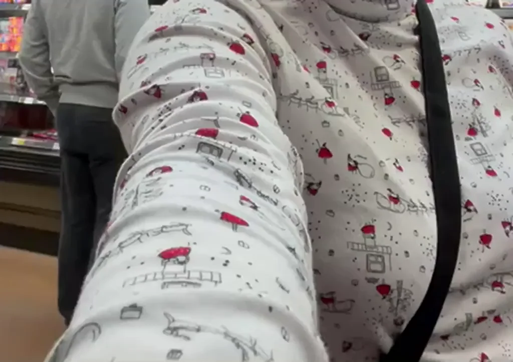 If you want to add a set of tits to your grocery list I’ll be in aisle 5 ?
