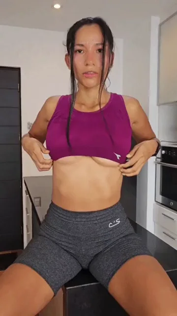 Peeling Off My Tight Top 😈 My Massive Boobies Need Air! 💦