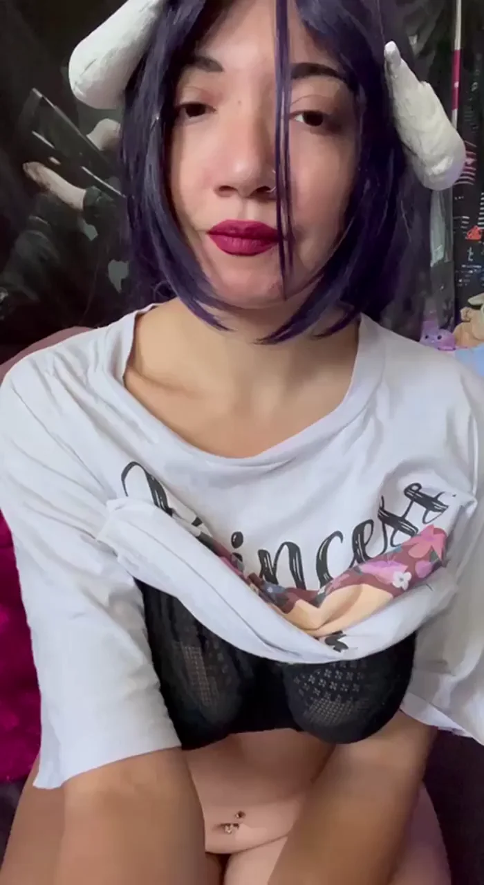 My soft and squishy titties want to be played with