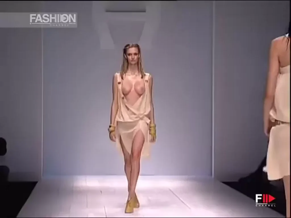 Djosefin Maurer - Aigner Spring Summer 2004 Milan