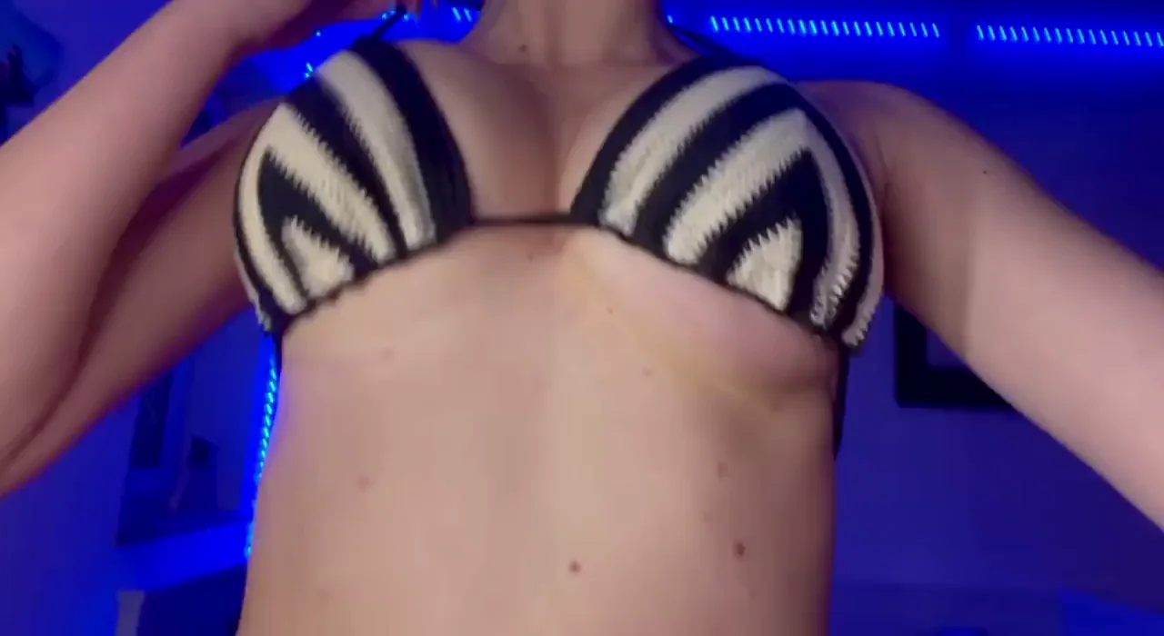 My big boobs are the perfect size to squeeze