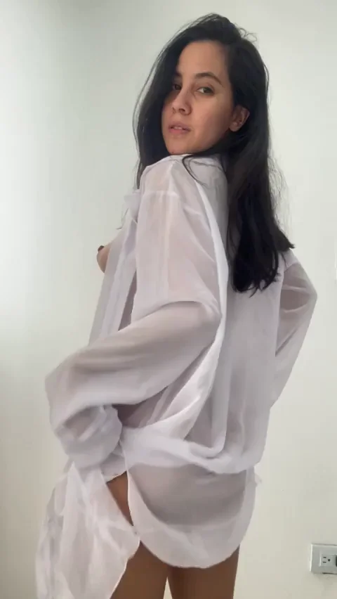 Petite Latina Teases Her Juicy Ass - Eat It Up!