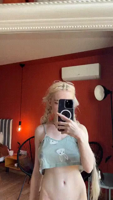 With curves like these, I'm sure to pique your interest OC