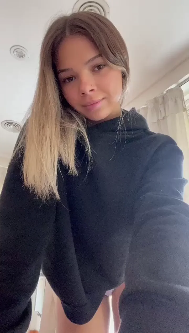 Ever wanted to have a petite college ride you? 🤭👆©"ðŸŽ“