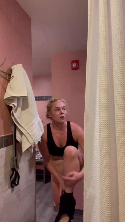 Steamy Post-Yoga Shower: 37yo MILF Mom of 2 Strips & Soaks Her Slutty Curves