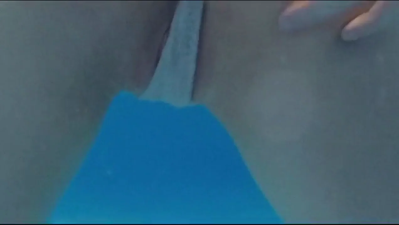 Public flashing my boobs in a public pool 😁‰❤