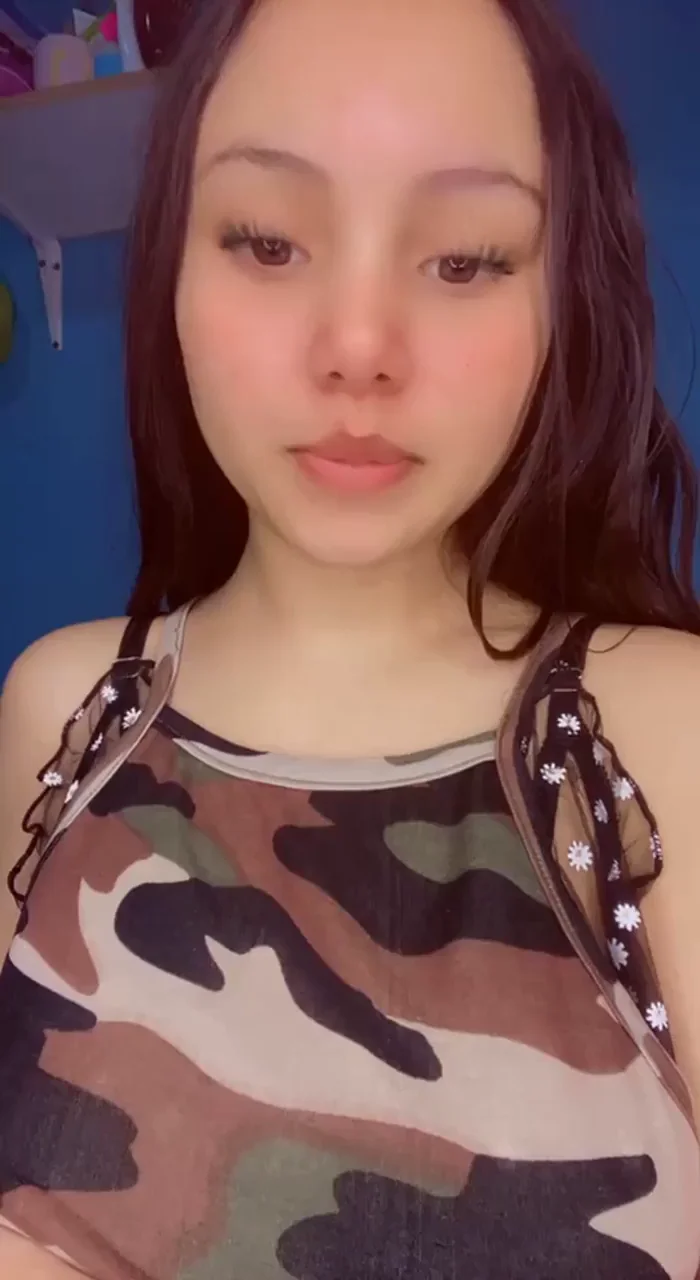 Inviting Big Tits Tease in Camo Top 😍🍈🍈