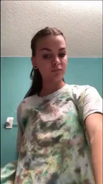 Does anyone know her name or other actress who looks alike?
