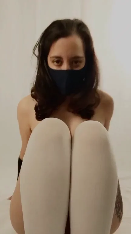 Turkey Sucks, Gobble My Juicy MILF Pussy Instead? 🍑💦