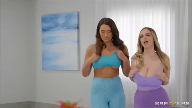 Codi Vore & Nolina Nyx - Smashing My Hot Lesbian Roommates