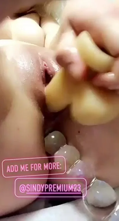Teen Slut Shoves Huge Butt Plug in Pussy 😈🍑💦 Add & Upvote for More!