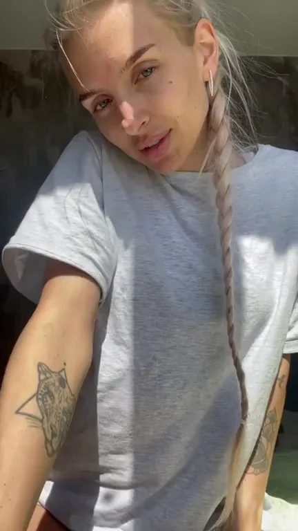 Chloe 18's Sexy Braids & Perky Tits Tease 😍💦