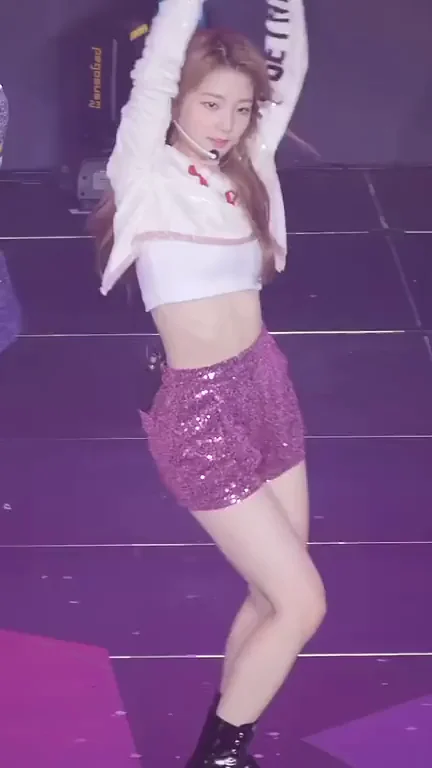 Rocket Punch - Yeonhee