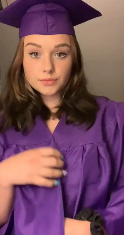 🔥 Class of 2021 Titty Drop Graduation Slut 💦👩‍🎓