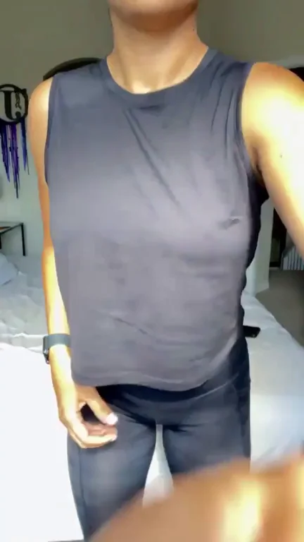 Where are all my titty drop lovers? [OC] [F]