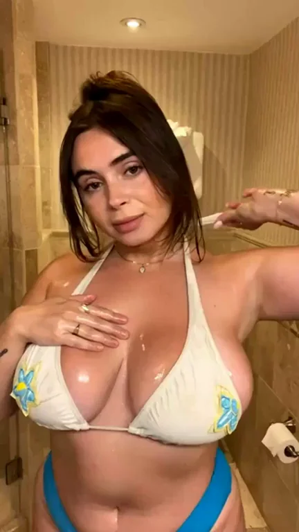 Juicy Bikini Top Drop 💦🍈🍈