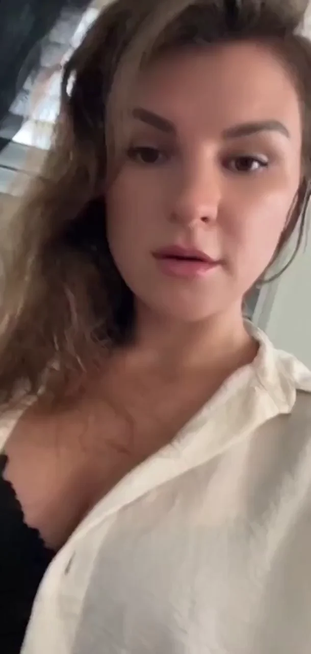 I'm in heat today holy fuck
