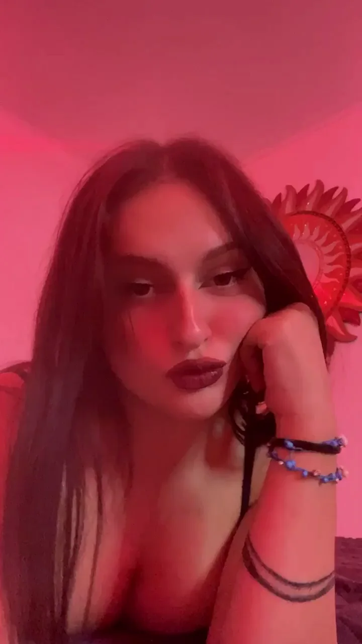 If you would have only one choice, pussy or ass?
