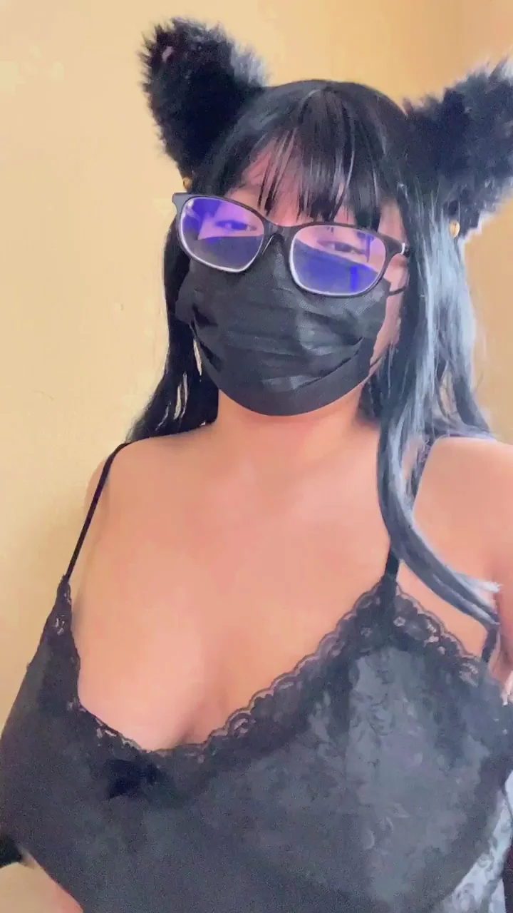 Take Advantage of This Busty Kitty's Epic Boob Bounce Tease