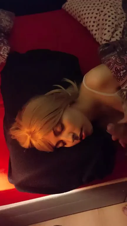 Wake Me Up with Your Hot Fucking Cum! 💦😈