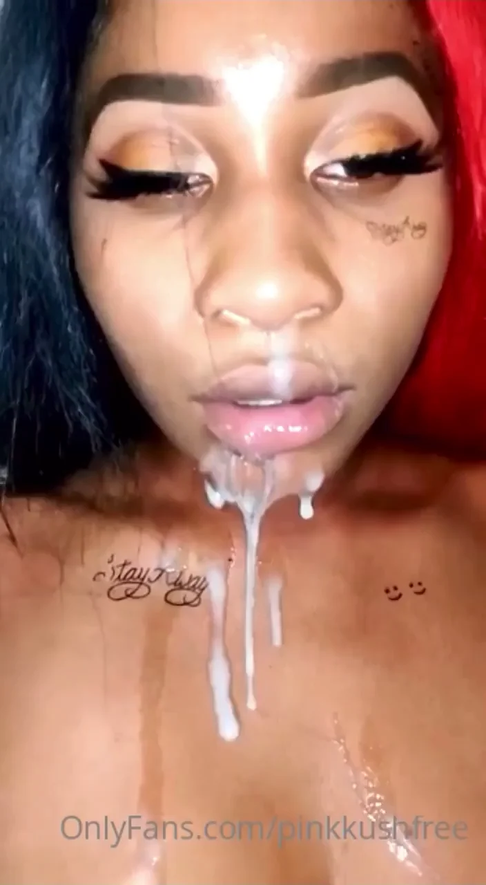 The cum is so thick all over my face. I made a MESS 🤤❤
