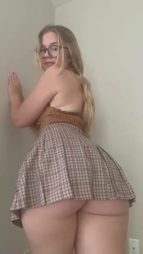 Are you ready to learn how to fuck a big ass?