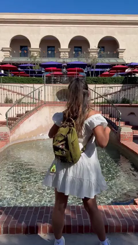 Tits-Out Park Stroll: Risky Flash by the Fountain!