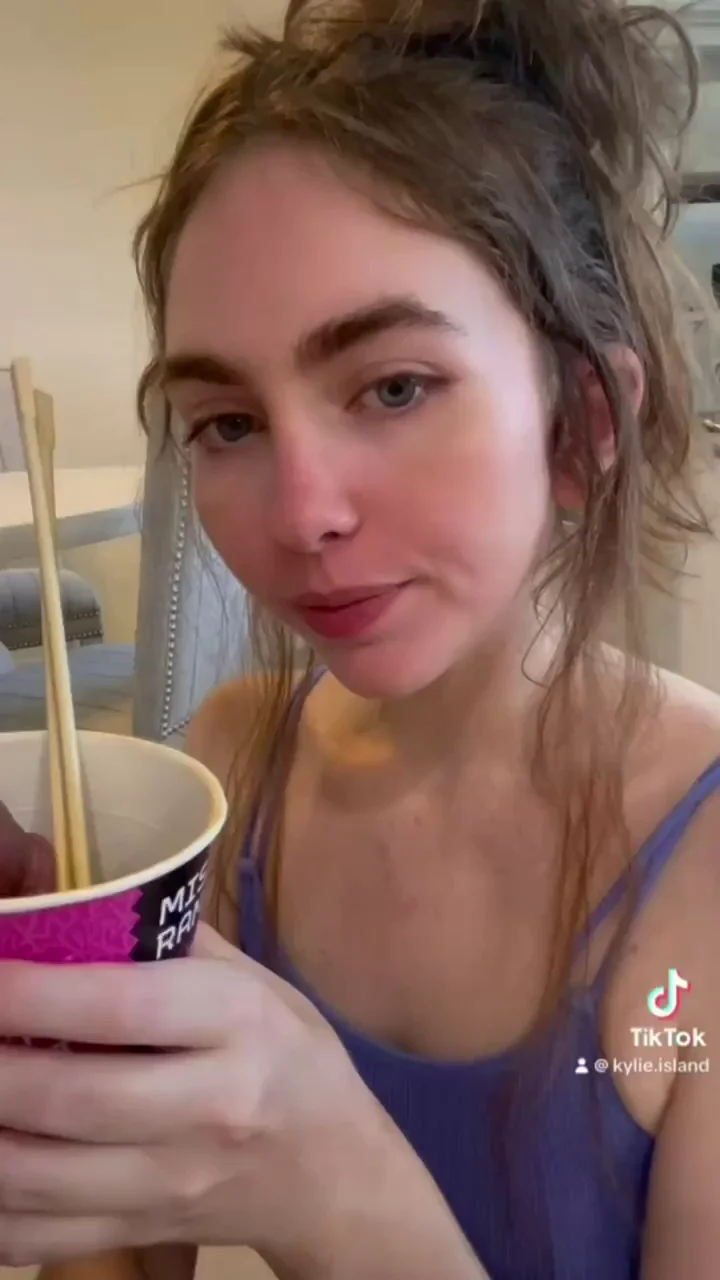 [/r/funnypornvideos] Funny porn food porn