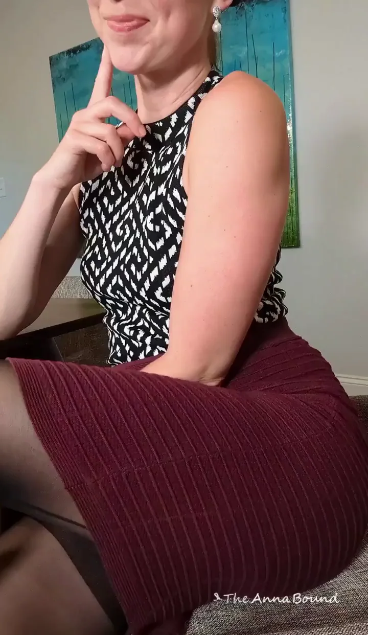 Boss Babe Anna Deville Keeps Staff Hard and Loyal with Her Wet Office Pussy Tease