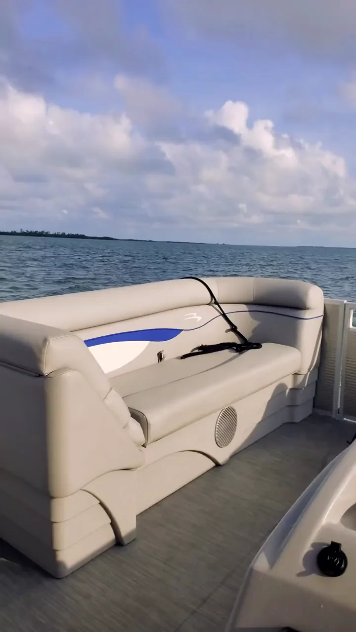 I make a fun boating buddy