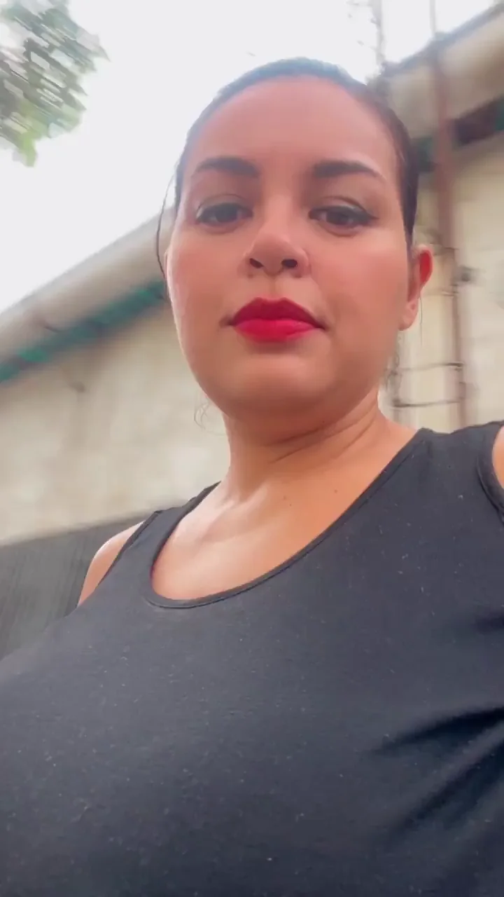 Public Flashing Slut Shows Off Her Massive Areolas