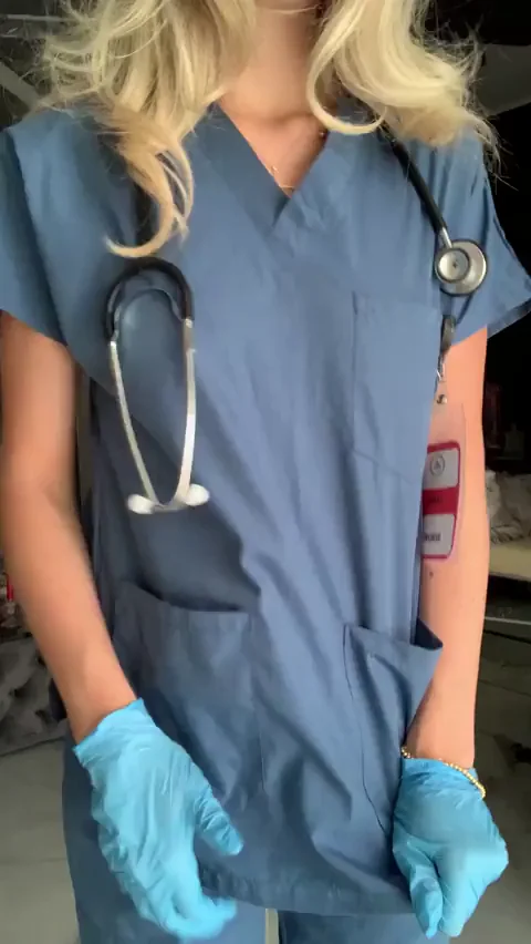 Lick My Juicy Nurse Tits on Break? 😈👅💉