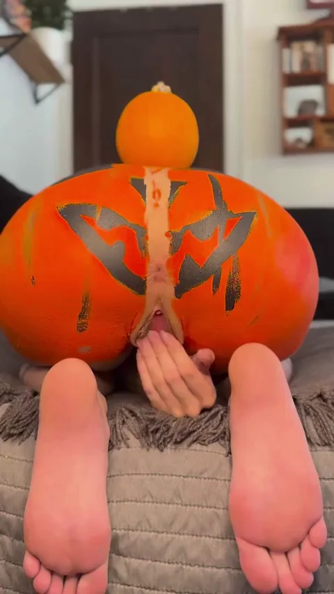 Pumpkin Ass Halloween: God-Tier Booty Stuffed with Gaping Jack-O-Lantern Vibes