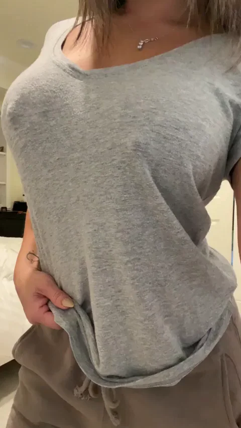 Tit-Tease Temptation: Busty Petite MILF's Gray Tee Squeeze