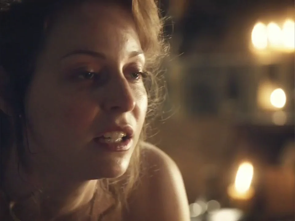 EsmÃ© Bianco in 'Game of Thrones' S01E05 (2011)