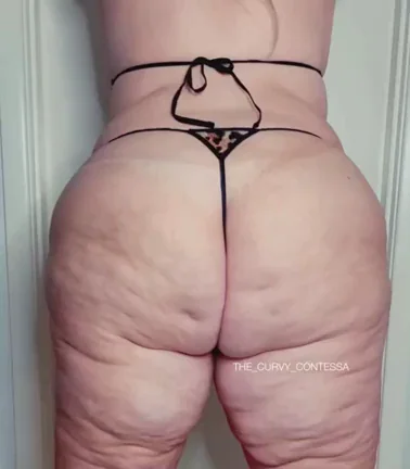 How Long Before You Grab This Juicy PAWG Ass? 🍑💦