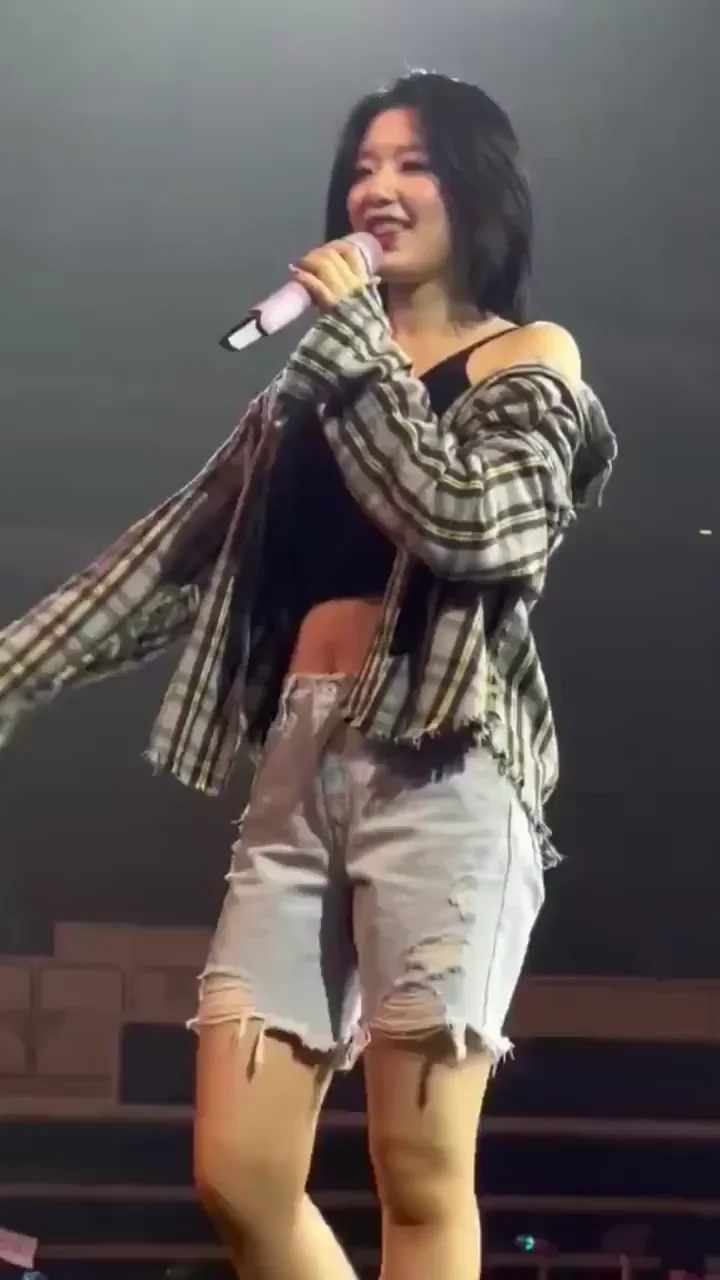 (G)I-dle - Shuhua