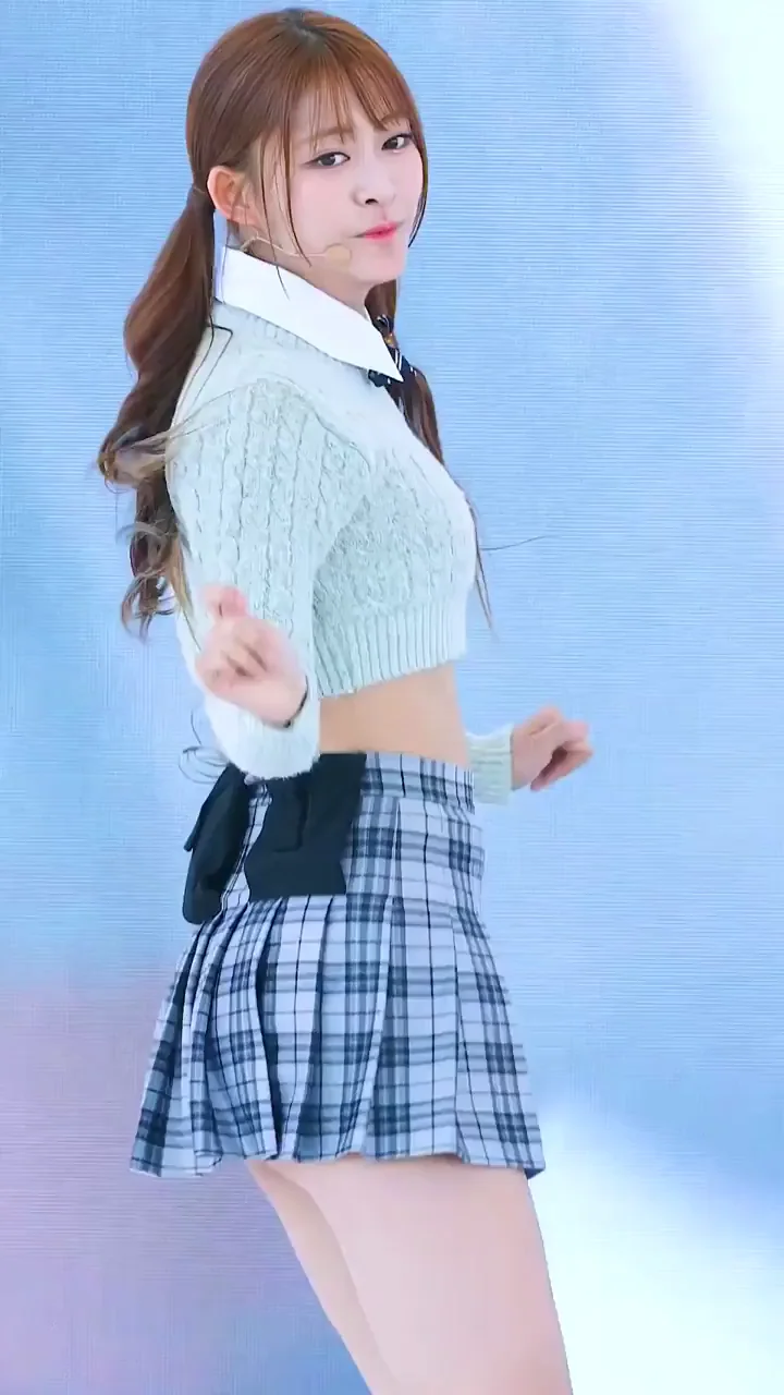 Cignature Sluts in Schoolgirl Skirts Tease 🍑💦