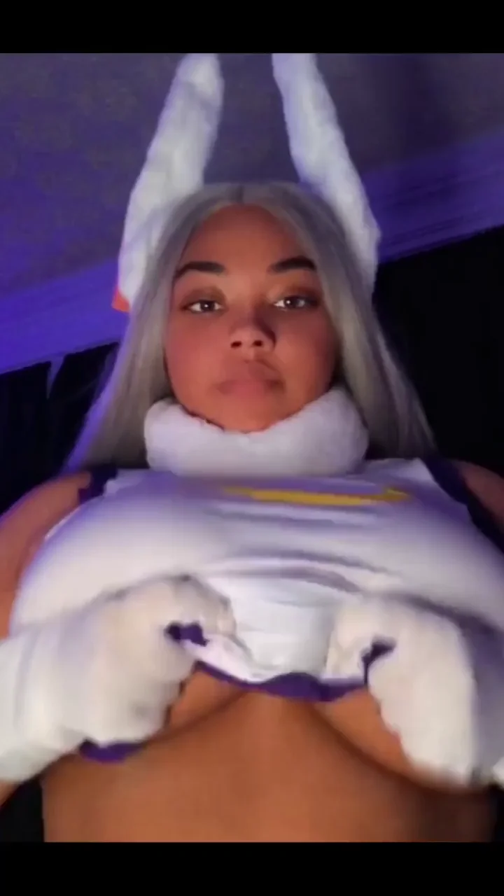 Happy Tittyween! Blasian Bunny Babe's Massive Jugs 🍭👻