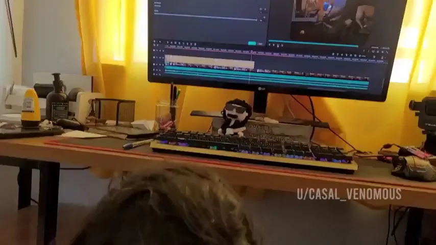 😈 Teasing Cuck's Cock with Sloppy BJ While He Edits My Fuck Vid – No Cum, Back to Cage! 🔒🍆