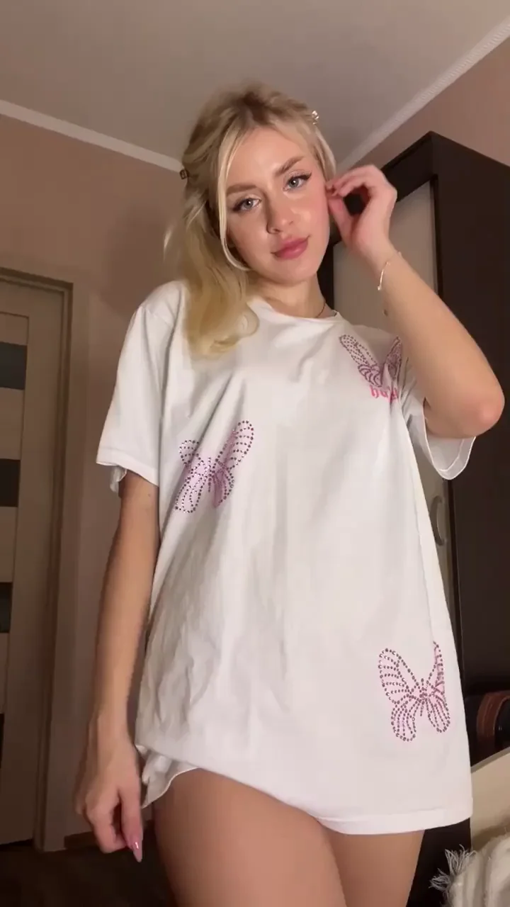 Wild Teen Tits Tease 😈🔥 OnOff Slut Showoff