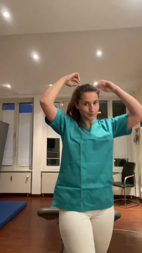 what your physiotherapist has under her shirt